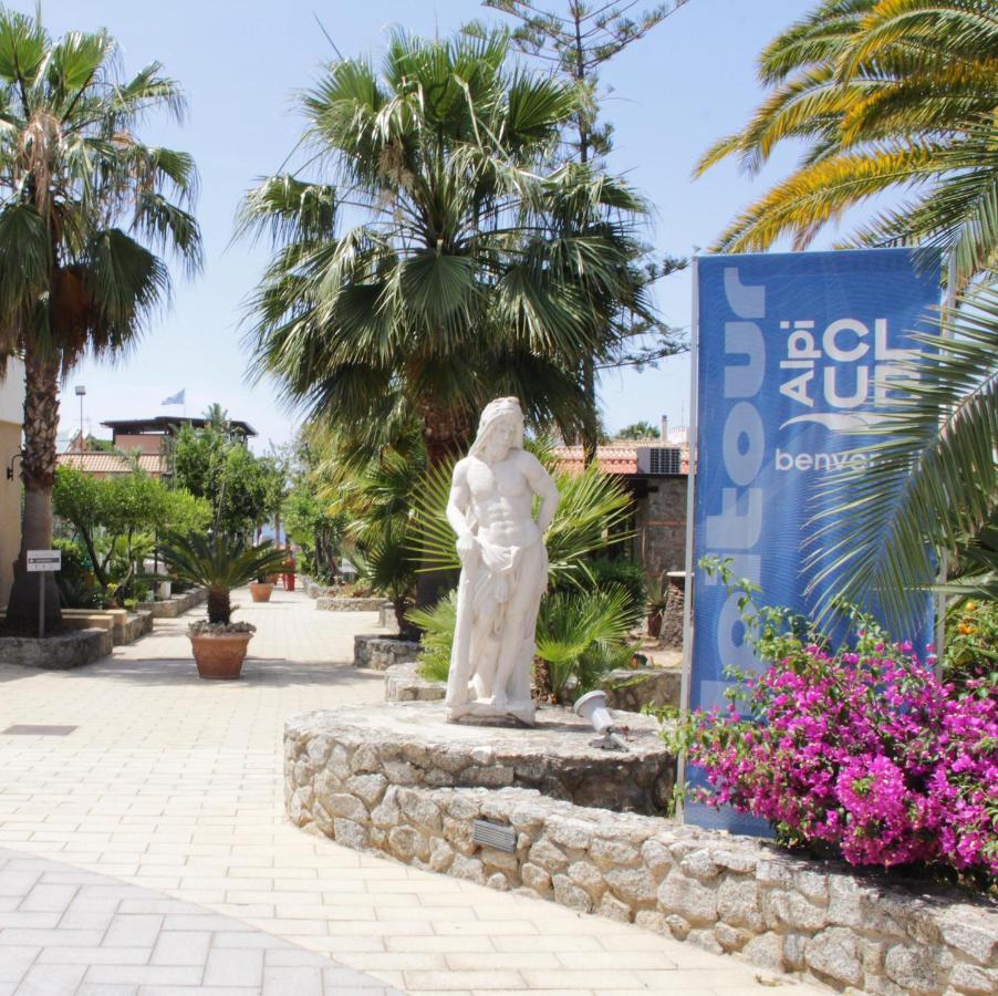 Costa Degli Dei Resort Capo Vaticano Buitenkant foto